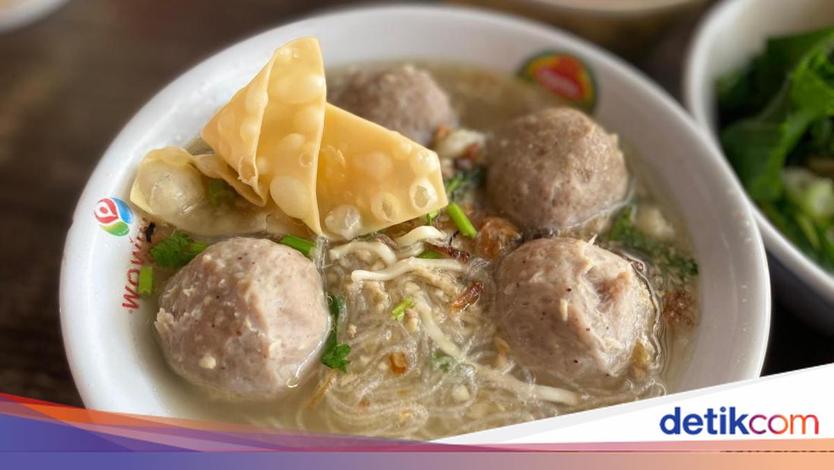 Bakso & Mi Ayam Wue-nak: Rasa Wonogiri yang Menggigit di Jantung Cilacap